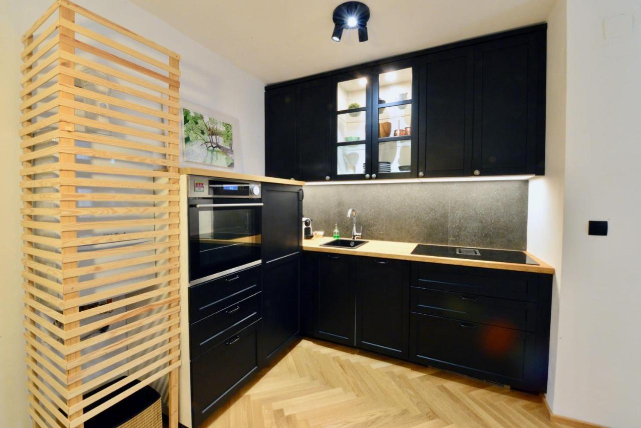 Modern Flat With Parking Space Viena Exterior foto